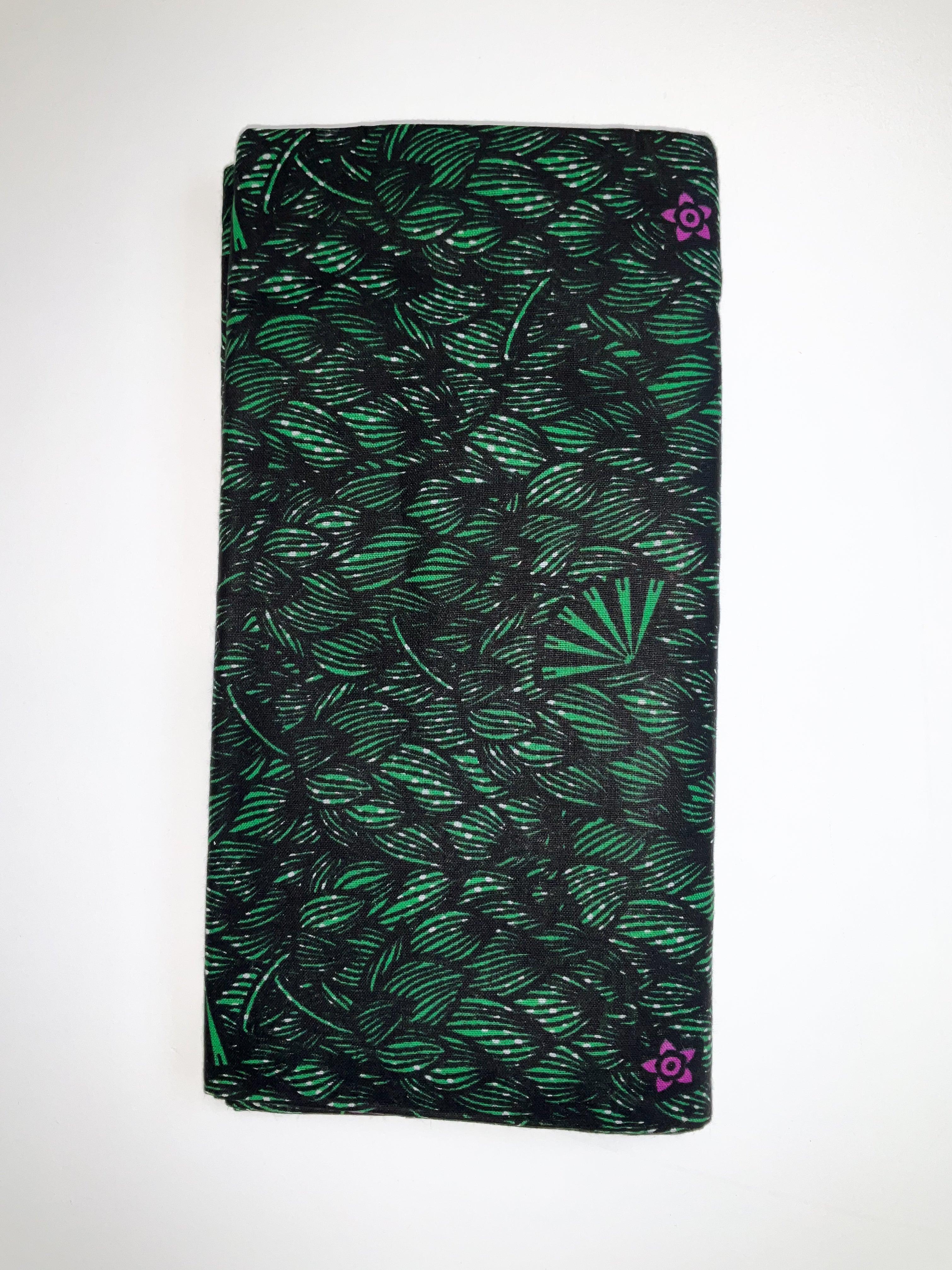 Green colour STAR Men’s 100% Cotton Printed Lungi 2m unstitched - www.indiancart.com.au - Lungi - Lungi - Indian Cart